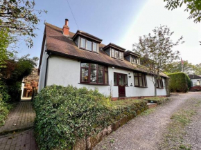 Entire Spacious Bungalow Retreat